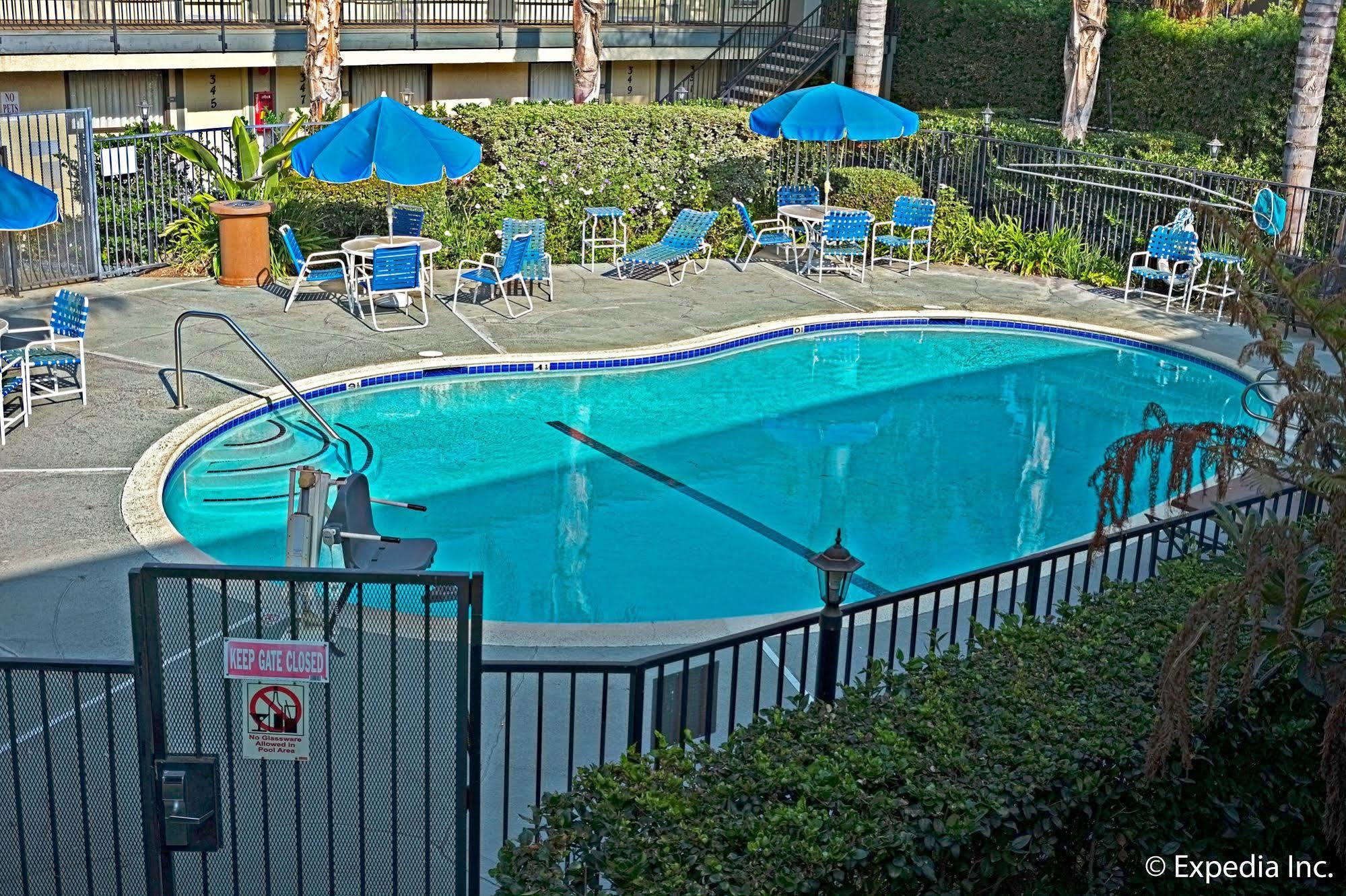 Lemon Heights Inn Tustin Exterior photo